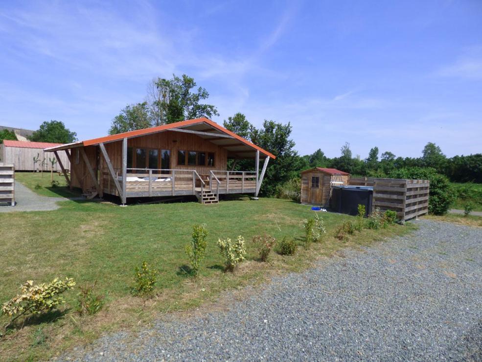 Le Carbet Vendeen Campingplatz Bouillé-Courdault